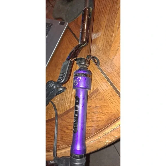 Ion Titanium Pro Curling Iron, 1-1/4 Inch, Maximum Curl TESTED/WORKS EUC - Picture 3 of 4